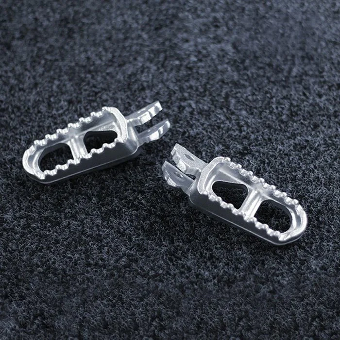 Surron Light Bee X/L1E - Right Footpeg (MPC: 42211-YQ2A-0000) - Image 2