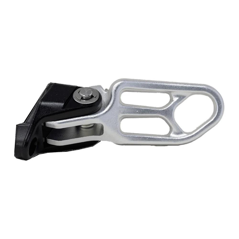 Surron Ultra Bee X/R/HP - Right Footpeg Assembly (MPC: 42210-YQ5A-0000) - Image 3